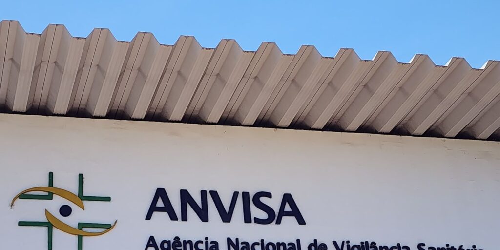 Anvisa suspende vendas de azeite, molho e polpa de fruta