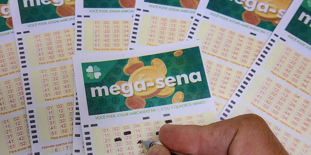 Mega-Sena acumula e prêmio principal vai para R$ 28 milhões