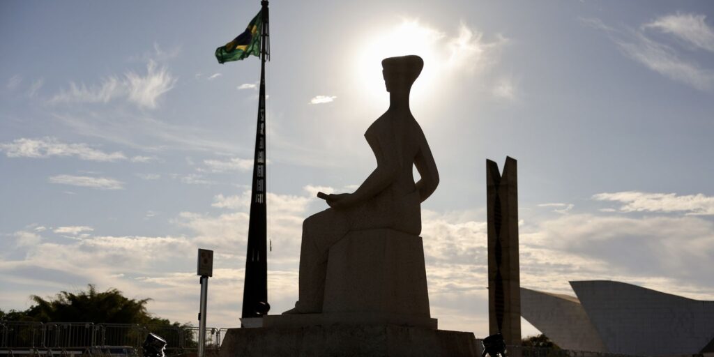 Ao vivo: acompanhe o 2° dia de julgamento de Bolsonaro no STF