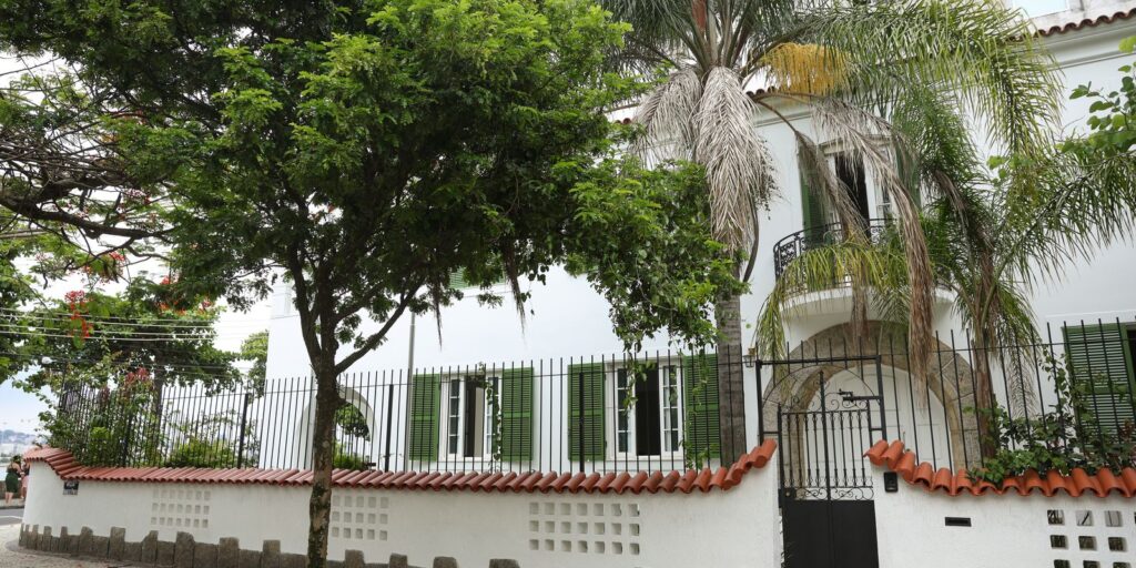 Prefeitura do RJ desiste de museu na casa do filme "Ainda estou aqui"