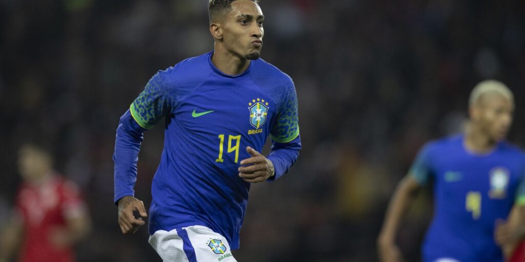 Seleção encara Chile e se despede da torcida brasileira no Maracanã
