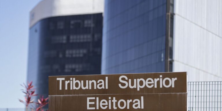 TSE julga hoje processo que pede cassação do governador do Rio