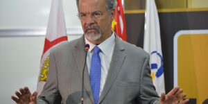 Políticos de todos os espectros homenageiam Raul Jungmann, morto ontem