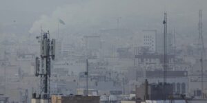 Aeronave dos EUA é abatida sobre Irã e piloto está desaparecido